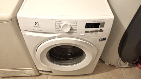 Vue d'un lave-linge frontal